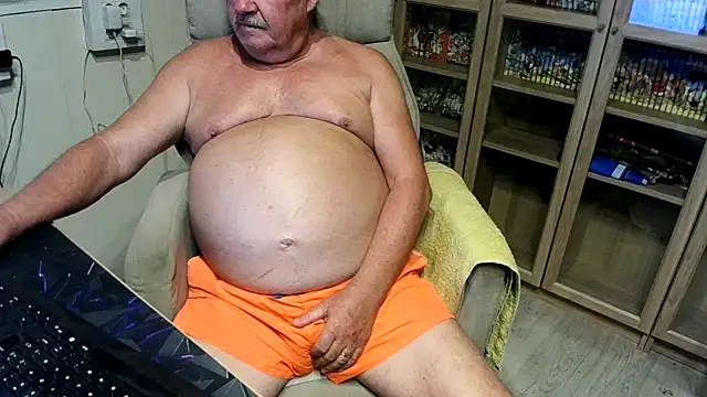 Snapshot of barenfan chatting on November 11, 7:14 pm barenfan online show from November 11, 7:14 pm