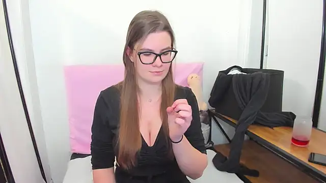 CarolineFlirt online show from February 19, 3:41 pm