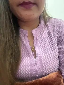 Deepcha1991 online show from March 2, 10:38 pm