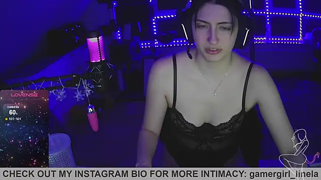 Gamergirl-Linela online show from November 21, 3:38 am