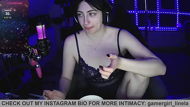 Gamergirl-Linela online show from May 21, 10:17 pm