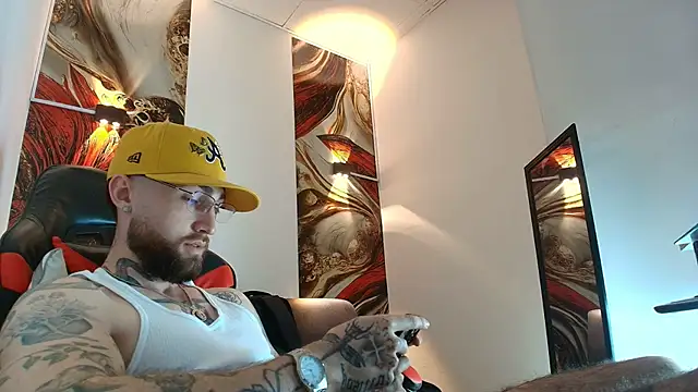 Luke davis01 online show from March 13, 12:56 pm