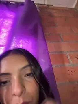 Skye Moore online show from February 12, 7:09 pm