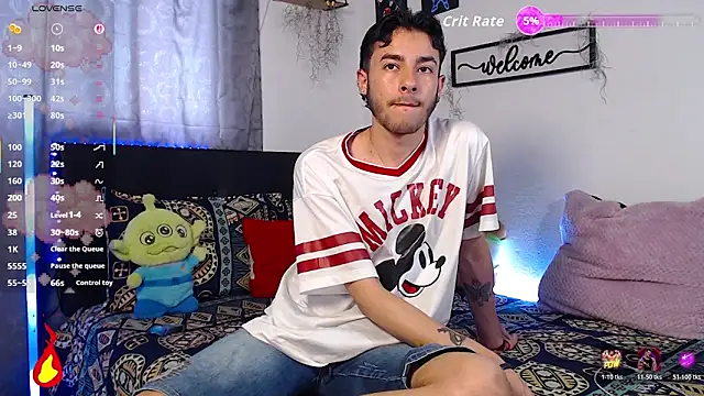 kyle clint07 online show from April 22, 3:46 pm