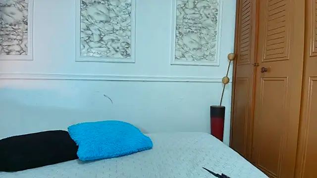 Danella houston online show from September 19, 6:52 pm