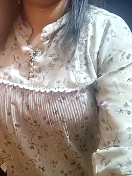 Your cutiepie  online show from February 21, 2:27 pm