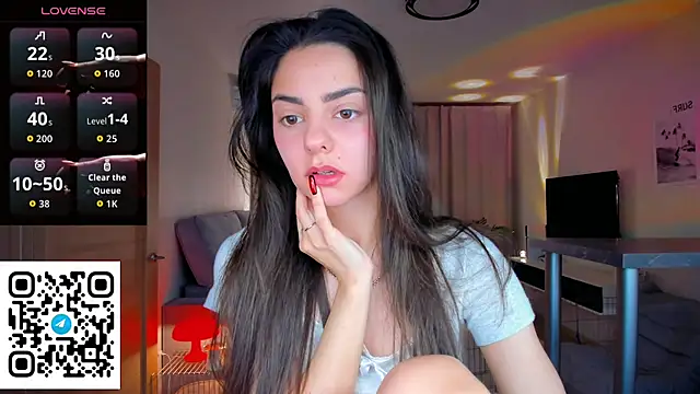 EmiliaZen online show from February 27, 7:25 pm