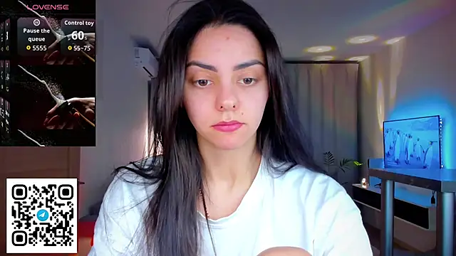 EmiliaZen online show from April 5, 4:59 pm