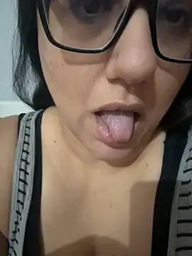 daianaspencer online show from September 13, 6:57 am