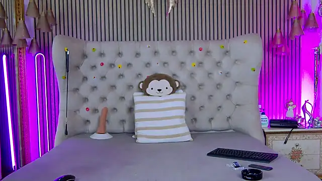 PlayfulShow online show from February 19, 12:45 pm