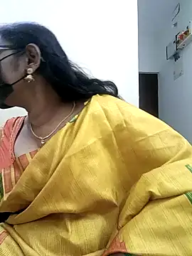 niiveditha online show from February 8, 7:05 pm