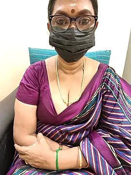 niiveditha online show from February 22, 4:30 pm