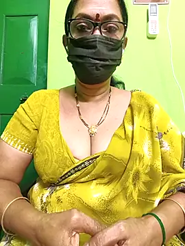 niiveditha online show from February 26, 1:41 pm