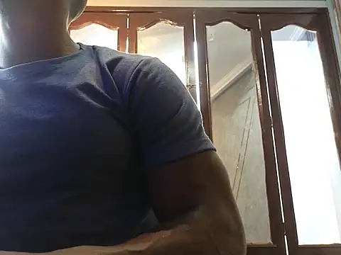 LiamRivers  online show from February 17, 6:36 pm