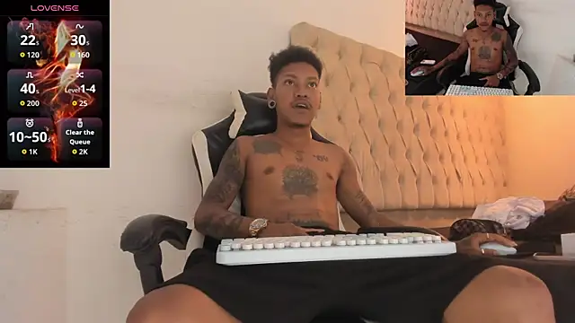 Snapshot of blackdirty420 chatting on September 30, 8:03 pm blackdirty420 online show from September 30, 8:03 pm