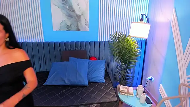 scarlet edwars online show from February 22, 1:22 am