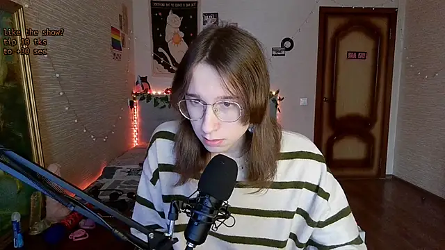 Snapshot of tangerine4dreams chatting on March 3, 7:43 am tangerine4dreams online show from March 3, 7:43 am