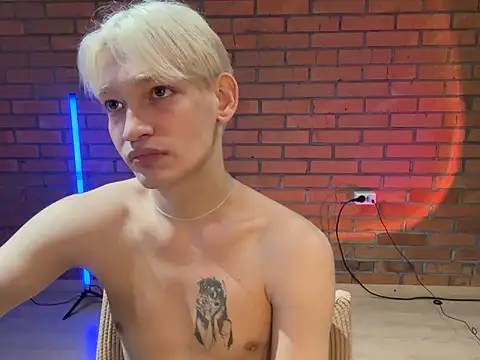 Julian wins online show from February 8, 7:59 am