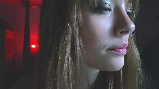 Snapshot of DemiDee chatting on December 28, 8:48 am DemiDee online show from December 28, 8:48 am