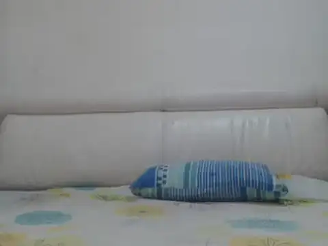 Snapshot of Girltattos chatting on February 21, 2:06 pm Girltattos online show from February 21, 2:06 pm