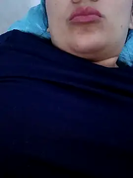 Snapshot of Girltattos chatting on October 13, 4:45 am Girltattos online show from October 13, 4:45 am