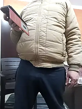 Snapshot of innocentboy1987 chatting on February 13, 4:54 am innocentboy1987 online show from February 13, 4:54 am