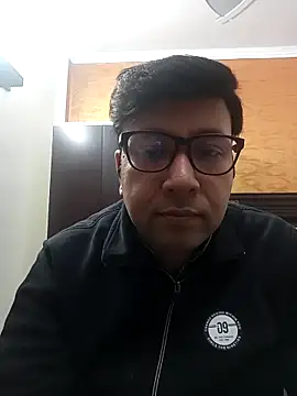 Snapshot of innocentboy1987 chatting on November 21, 9:41 am innocentboy1987 online show from November 21, 9:41 am