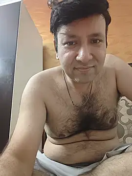 innocentboy1987 online show from July 15, 4:34 pm