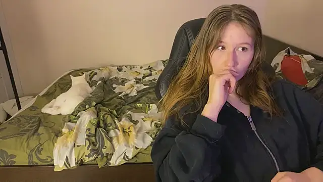 Snapshot of Sabrinaanddaniel chatting on October 27, 6:45 pm Sabrinaanddaniel online show from October 27, 6:45 pm