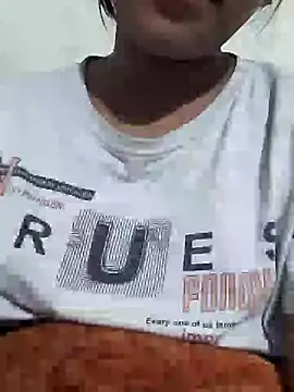 Snapshot of Shivani-Star chatting on March 18, 6:37 pm Shivani-Star online show from March 18, 6:37 pm