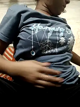 Snapshot of Shivani-Star chatting on January 13, 7:19 pm Shivani-Star online show from January 13, 7:19 pm