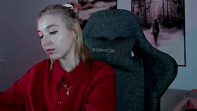 PhilippaAdamas online show from February 14, 8:42 am