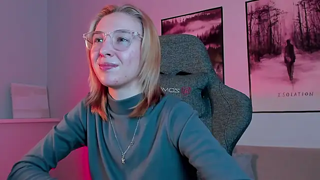 PhilippaAdamas online show from February 22, 8:50 am