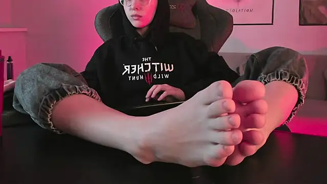 PhilippaAdamas online show from March 1, 2:26 am