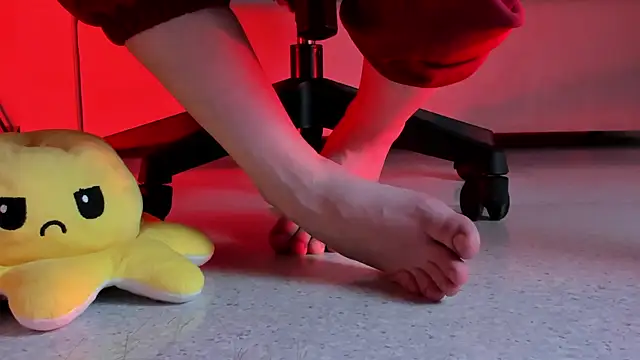 PhilippaAdamas online show from March 16, 9:05 am