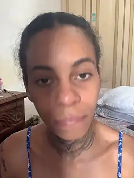 Snapshot of casalshowtime2 chatting on November 17, 11:38 am casalshowtime2 online show from November 17, 11:38 am