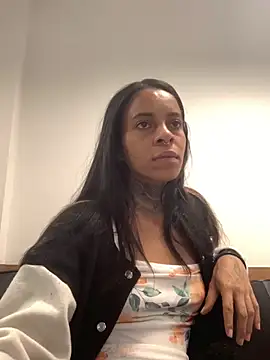 Snapshot of casalshowtime2 chatting on November 18, 10:36 pm casalshowtime2 online show from November 18, 10:36 pm