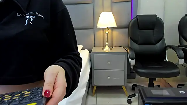 ArianaFranco online show from April 14, 2:39 am