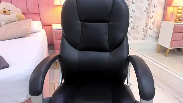 ArianaFranco online show from April 16, 2:07 pm