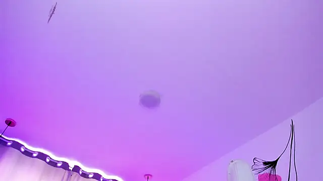 Snapshot of Isabela_Fiorelli chatting on October 26, 1:17 pm Isabela Fiorelli online show from October 26, 1:17 pm