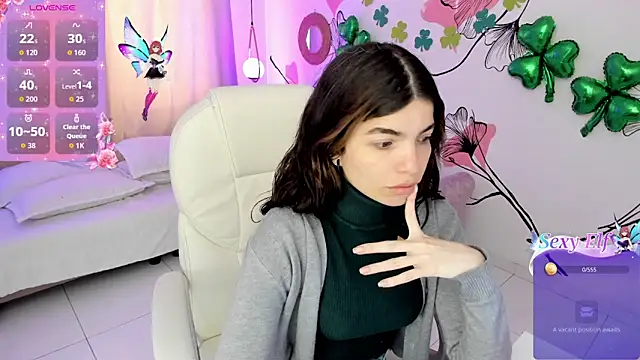 Isabela Fiorelli online show from March 3, 1:06 pm