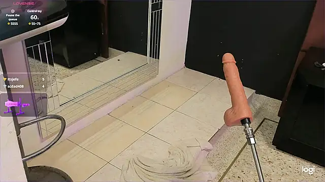 Snapshot of AgathaBladee chatting on February 27, 10:53 pm AgathaBladee online show from February 27, 10:53 pm