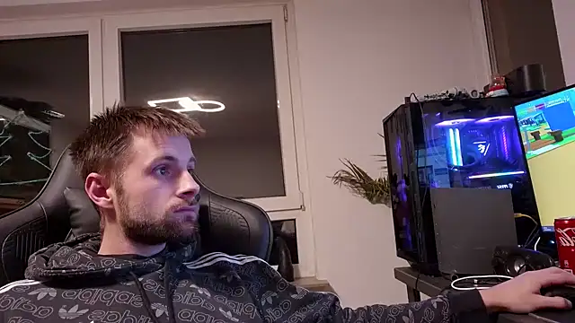 ademandjulia online show from February 7, 7:50 pm