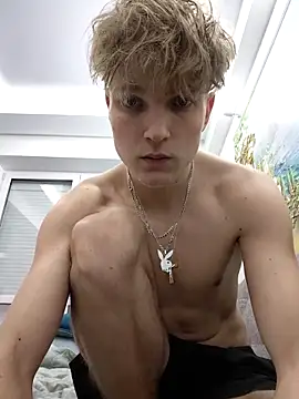 And25bn online show from December 15, 11:31 pm