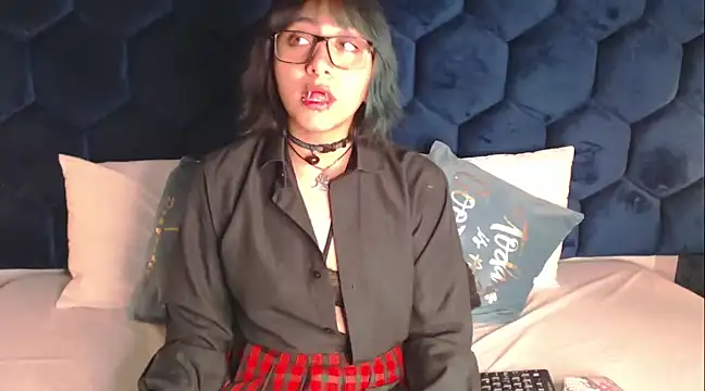 Snapshot of DarkMysterysF chatting on March 20, 6:31 pm DarkMysterysF online show from March 20, 6:31 pm