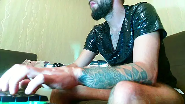 Snapshot of JamieNoxus chatting on February 22, 2:30 pm JamieNoxus online show from February 22, 2:30 pm