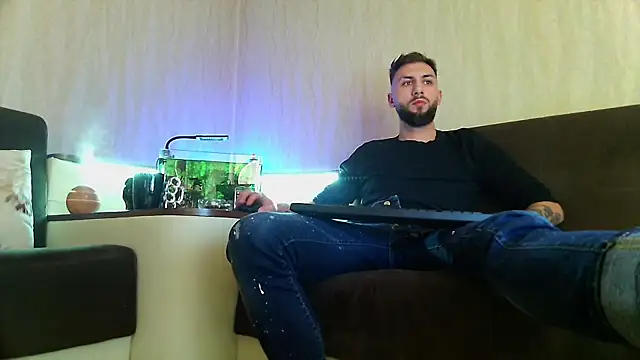 Snapshot of JamieNoxus chatting on March 5, 12:16 am JamieNoxus online show from March 5, 12:16 am