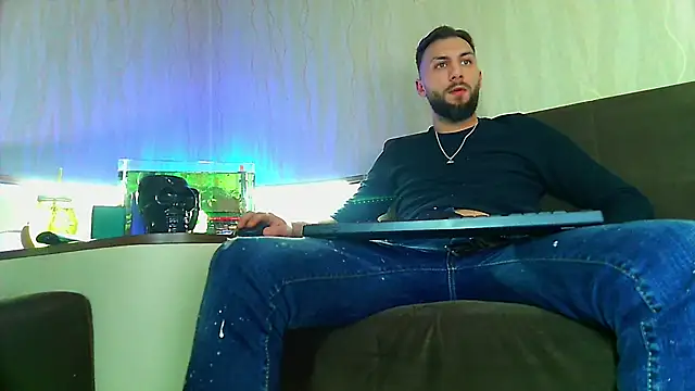 Snapshot of JamieNoxus chatting on March 7, 11:27 pm JamieNoxus online show from March 7, 11:27 pm