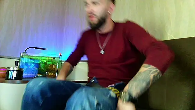 Snapshot of JamieNoxus chatting on March 8, 8:35 pm JamieNoxus online show from March 8, 8:35 pm