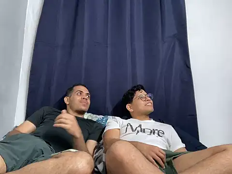 Snapshot of Billie_Bluxx chatting on March 2, 2:30 am Billie Bluxx online show from March 2, 2:30 am